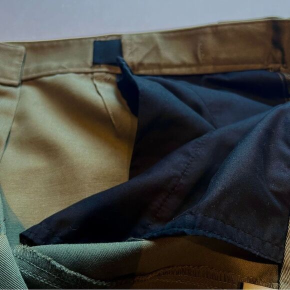 L.L. Bean Women's Cotton Bermuda Shorts Olive Green Size 18W Plus - Picture 6 of 8